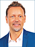 Mag Fink-Ronald   